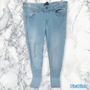 Light Wash Skinny Jeans